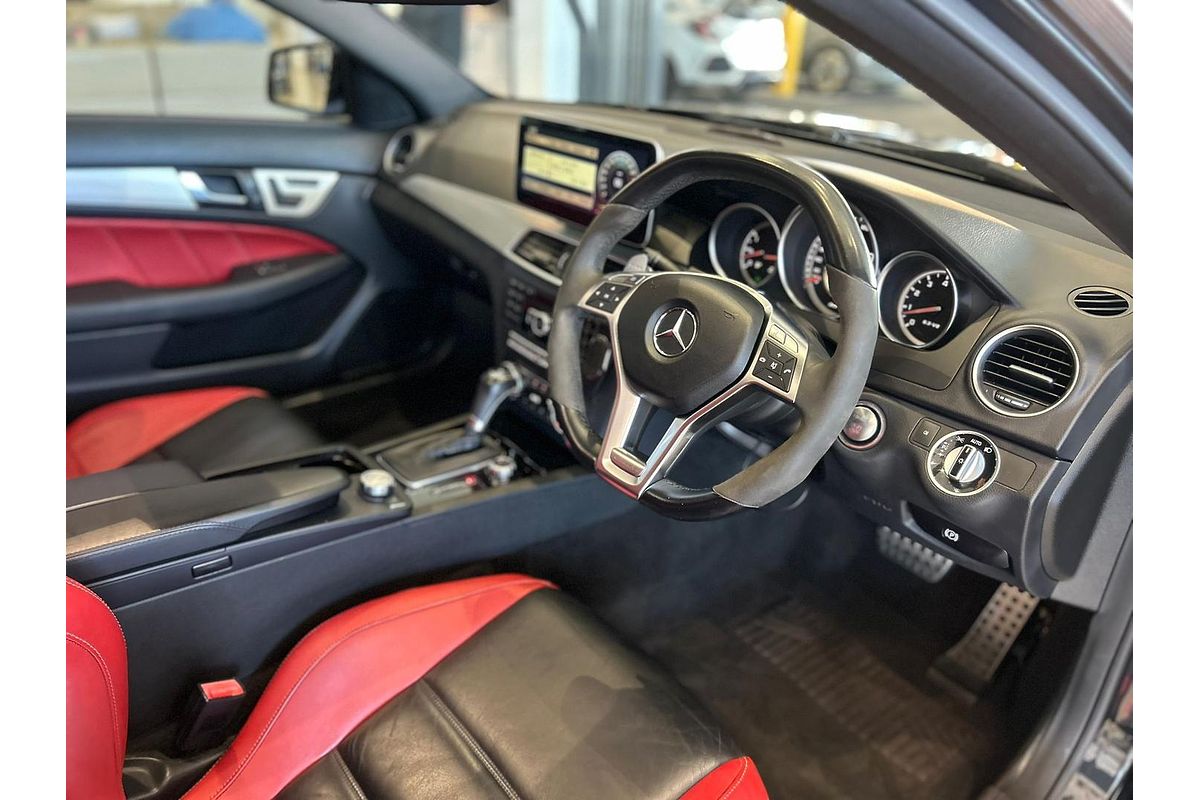 2012 Mercedes-Benz C-Class C63 AMG Performance Package C204