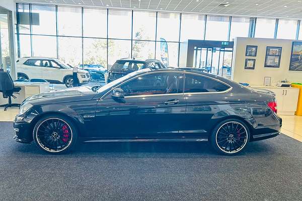 2012 Mercedes-Benz C-Class C63 AMG Performance Package C204