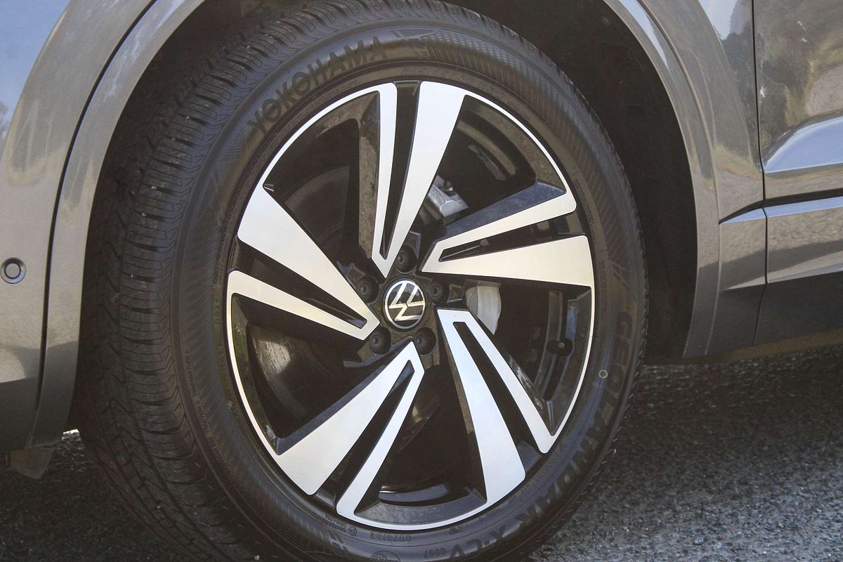 2022 Volkswagen Touareg 210TDI R-Line CR