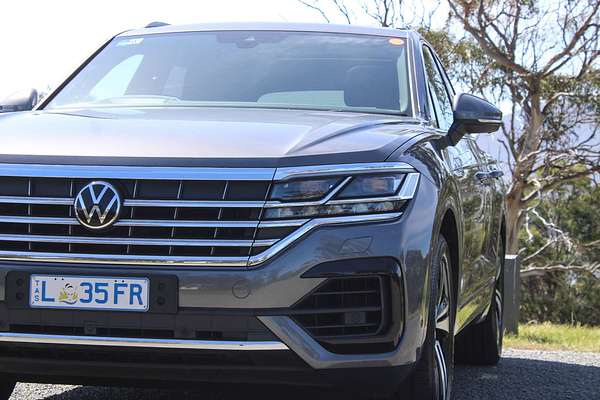 2022 Volkswagen Touareg 210TDI R-Line CR