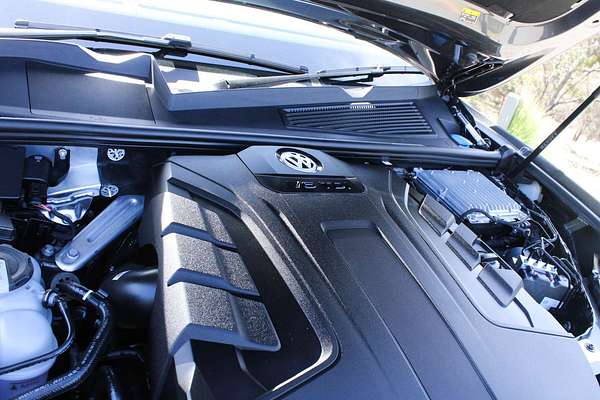 2022 Volkswagen Touareg 210TDI R-Line CR