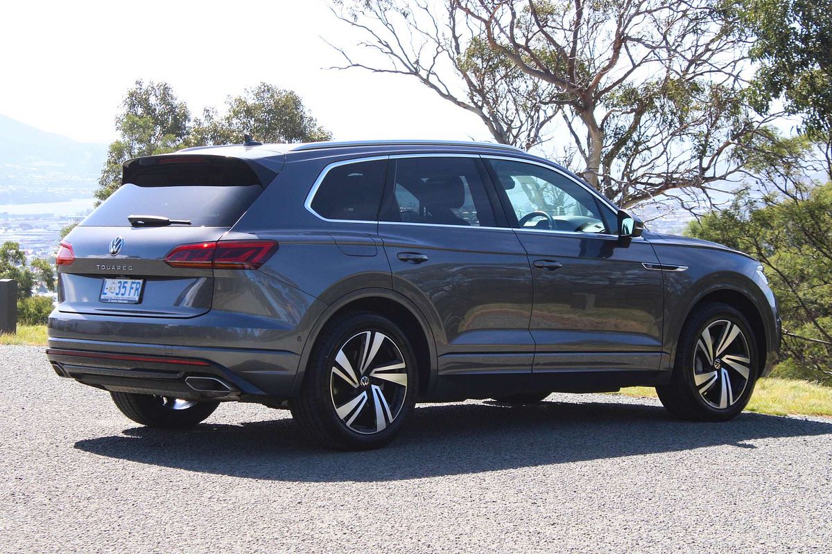 2022 Volkswagen Touareg 210TDI R-Line CR