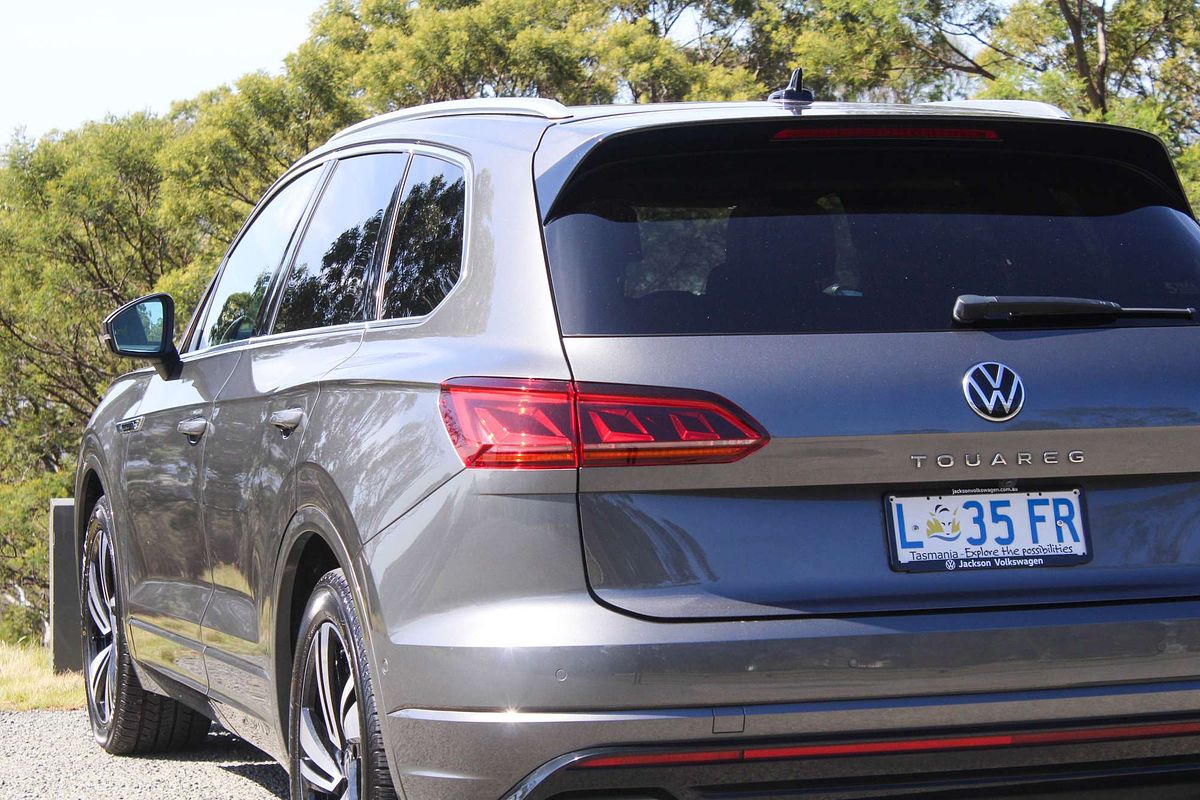 2022 Volkswagen Touareg 210TDI R-Line CR