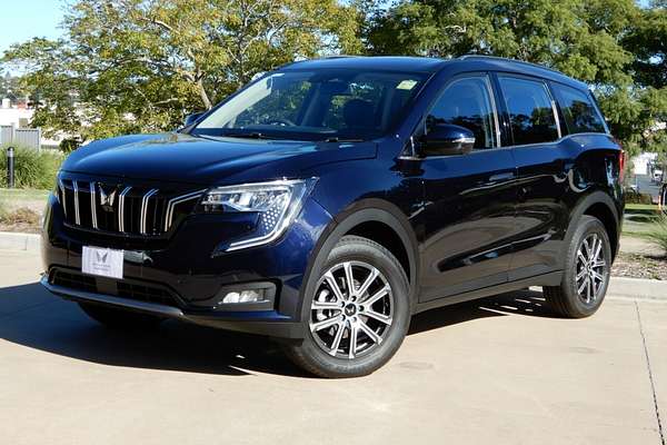 2025 Mahindra XUV700 AX7L