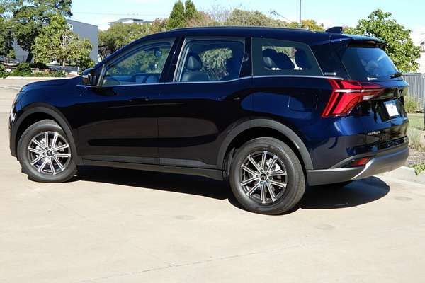 2025 Mahindra XUV700 AX7L