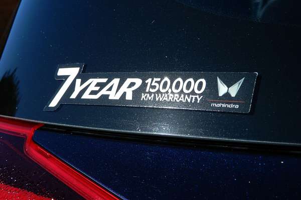 2025 Mahindra XUV700 AX7L