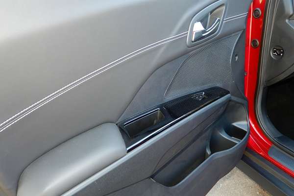 2025 Mahindra XUV 3XO AX7L