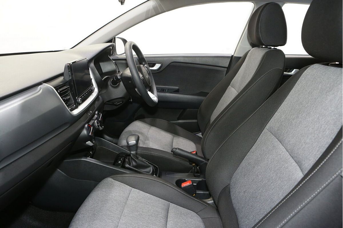 2024 Kia Stonic S YB