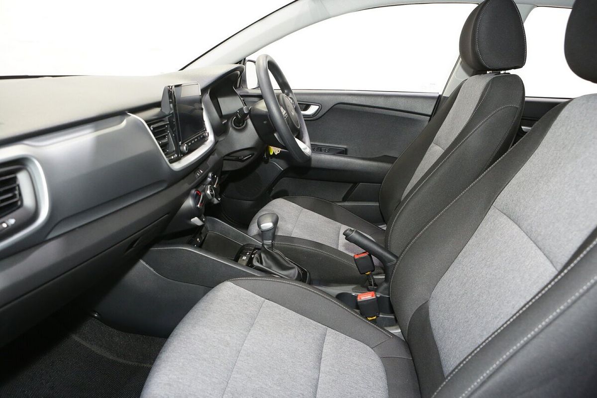 2024 Kia Stonic S YB