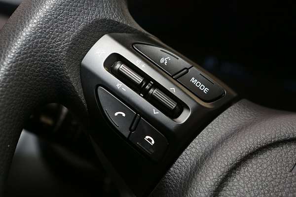 2024 Kia Stonic S YB