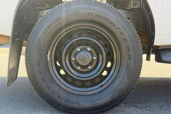 2021 Toyota Hilux SR GUN126R 4X4