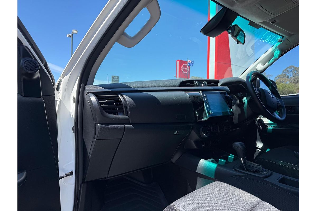 2021 Toyota Hilux SR GUN126R 4X4