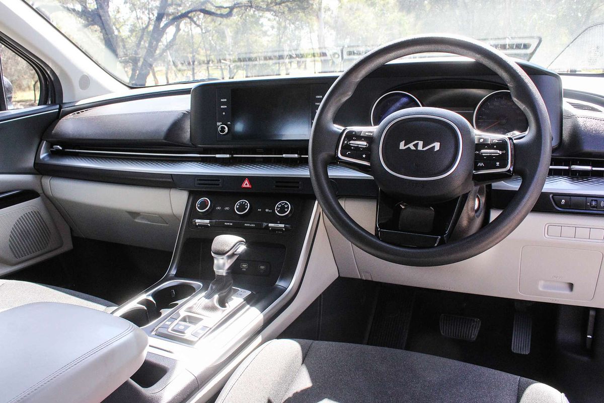 2023 Kia Carnival S KA4