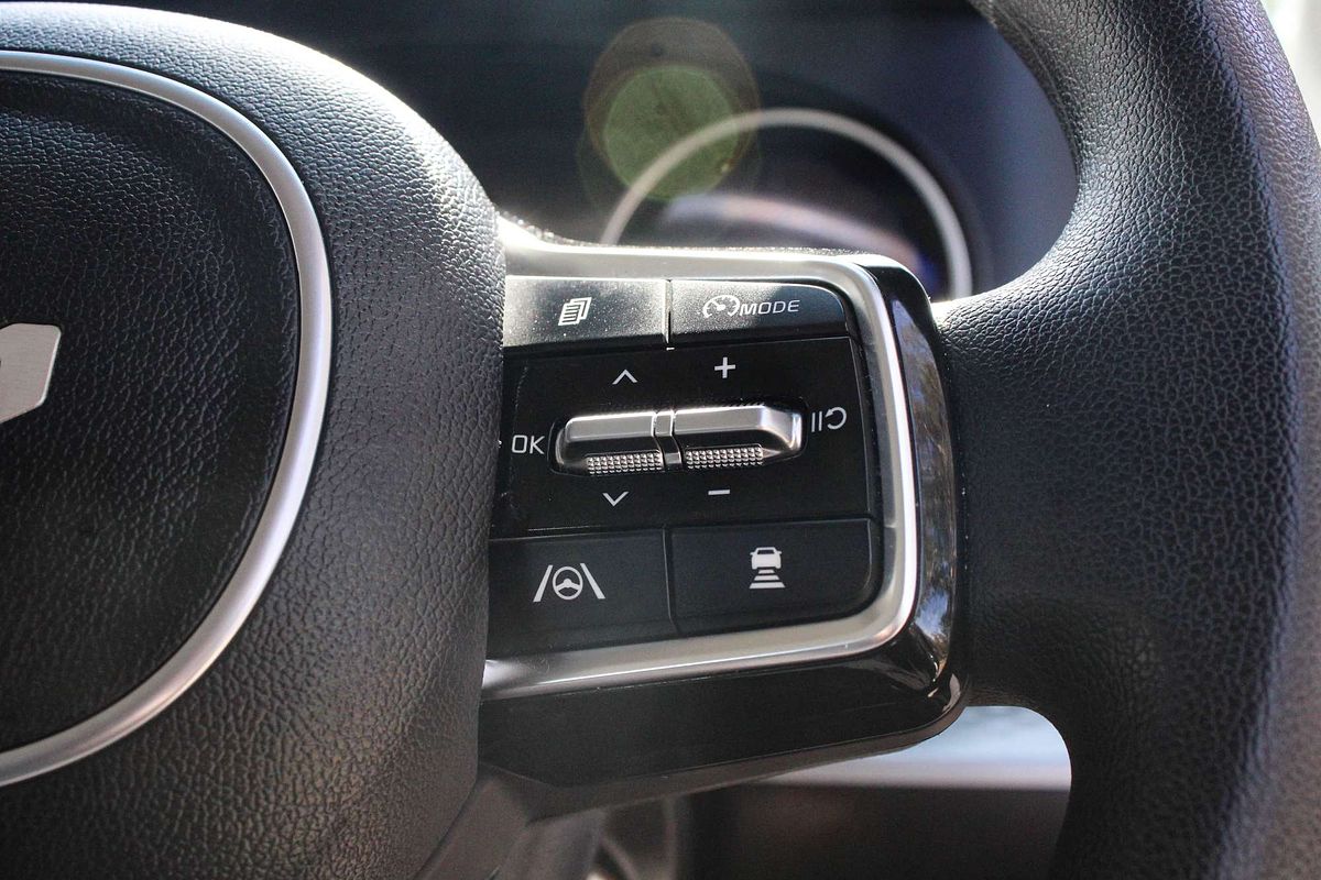 2023 Kia Carnival S KA4