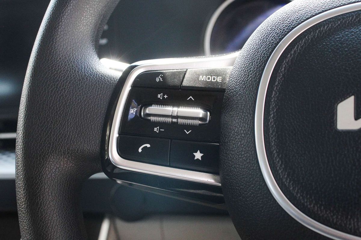 2023 Kia Carnival S KA4