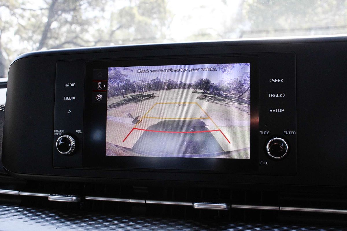 2023 Kia Carnival S KA4