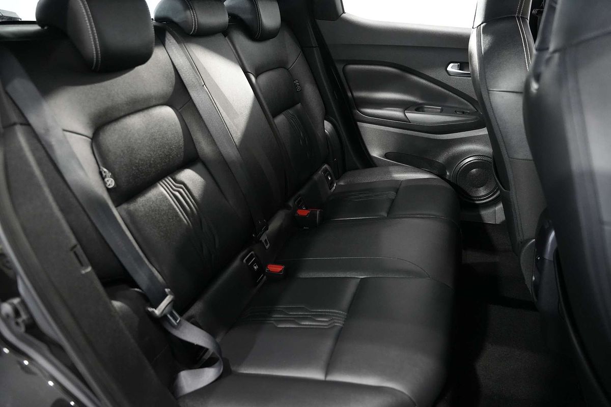 2023 Nissan JUKE ST-L F16