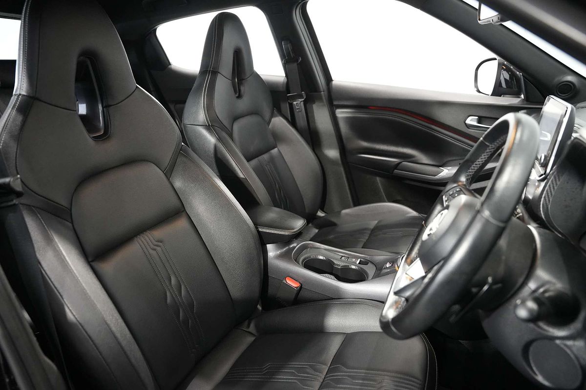 2023 Nissan JUKE ST-L F16