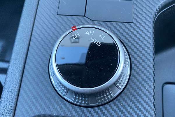 2025 Mitsubishi Triton GLX MV 4X4