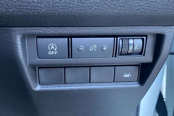 2025 Mitsubishi Triton GLX MV 4X4