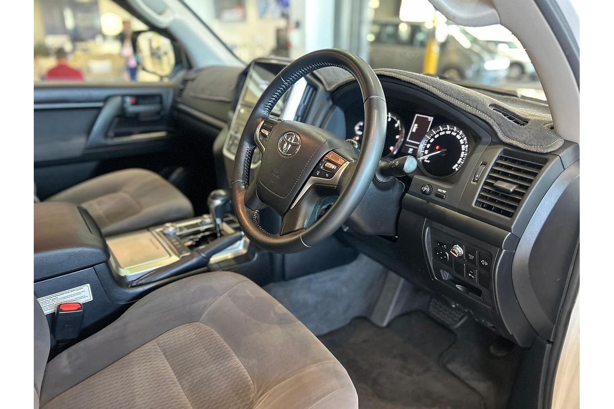 2021 Toyota Landcruiser GXL VDJ200R