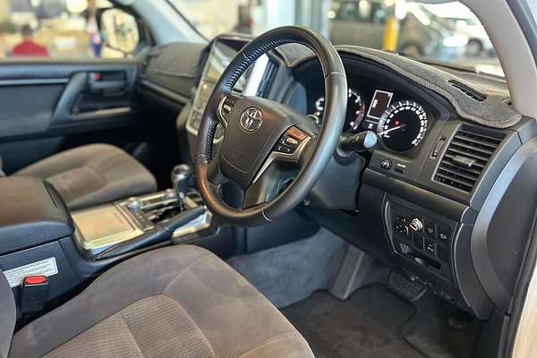 2021 Toyota Landcruiser GXL VDJ200R