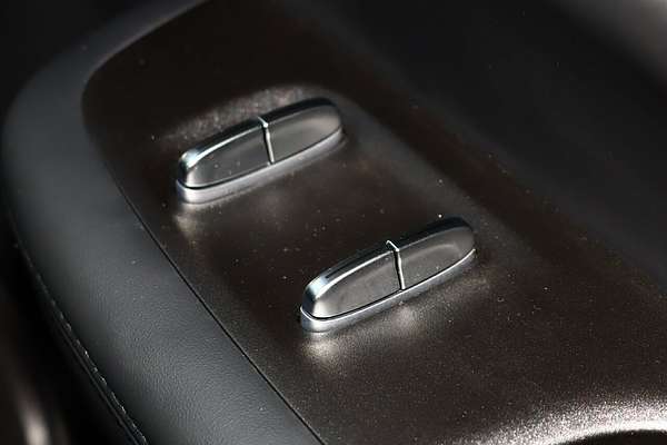 2025 Jaecoo J7 SHS Summit