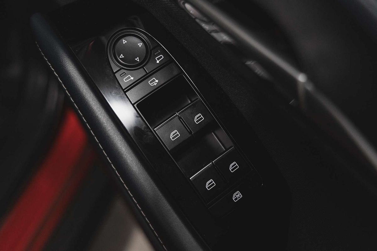 2025 Mazda CX-30 G20 Evolve DM Series