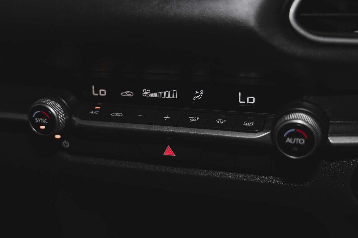 2025 Mazda CX-30 G20 Evolve DM Series