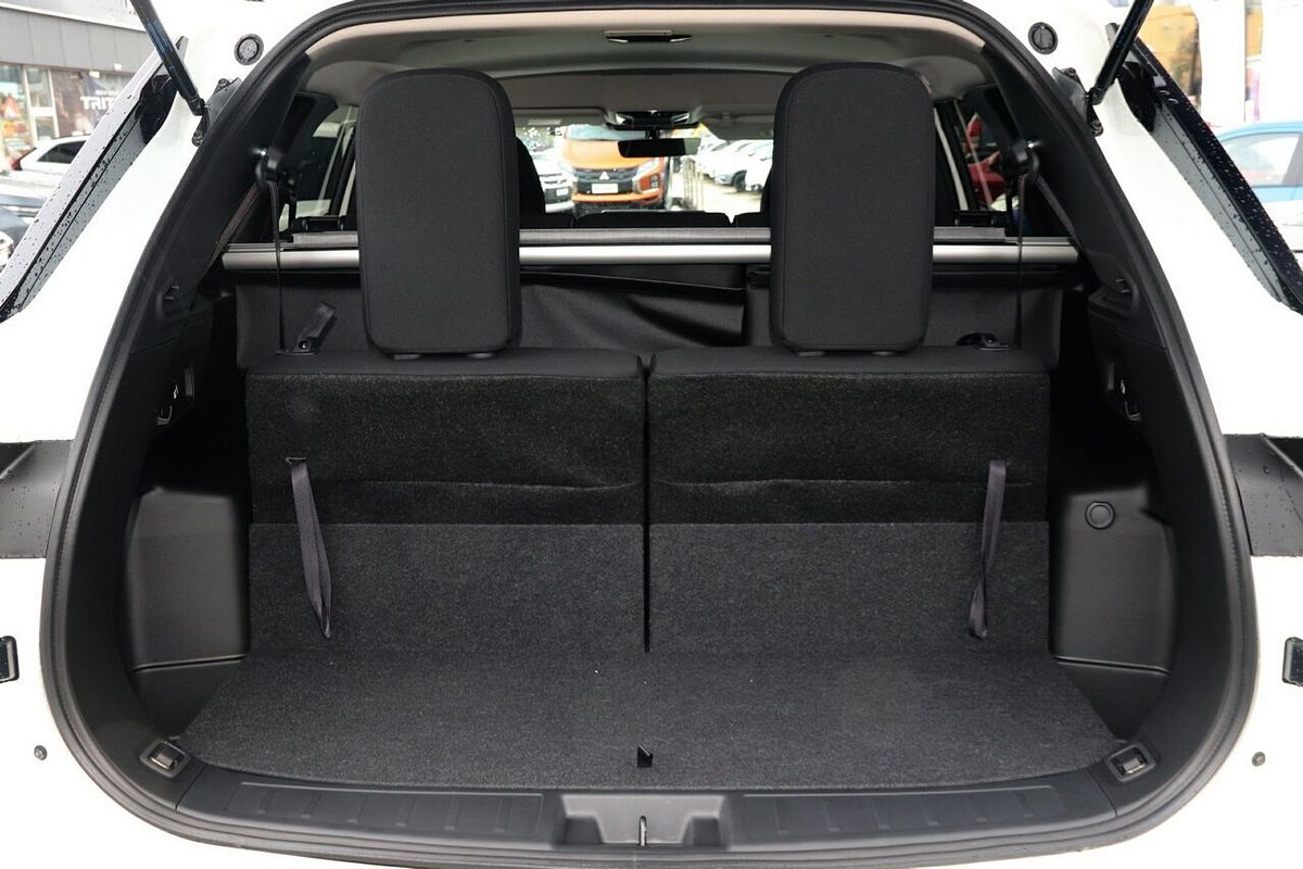 2025 Mitsubishi Outlander LS ZM