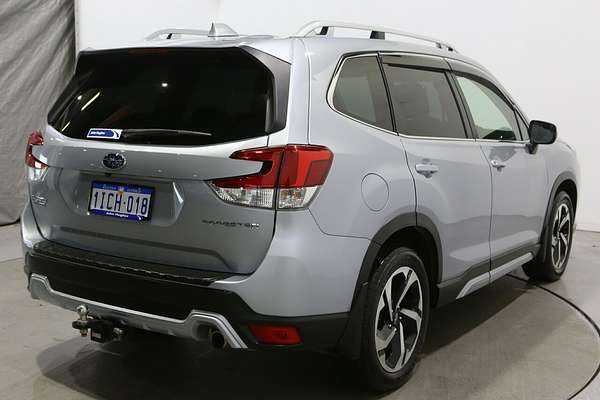 2022 Subaru Forester 2.5i-S S5