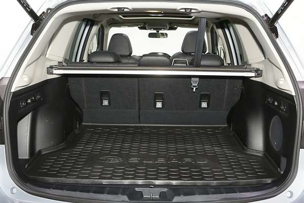 2022 Subaru Forester 2.5i-S S5