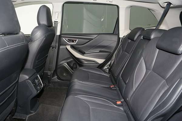 2022 Subaru Forester 2.5i-S S5