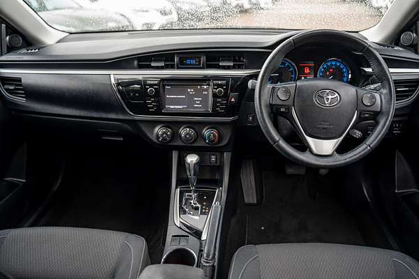 2015 Toyota Corolla SX ZRE172R