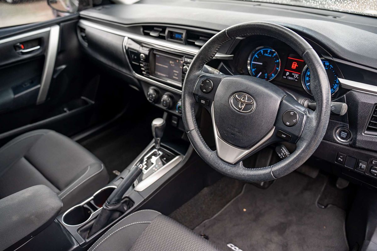 2015 Toyota Corolla SX ZRE172R