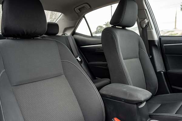 2015 Toyota Corolla SX ZRE172R