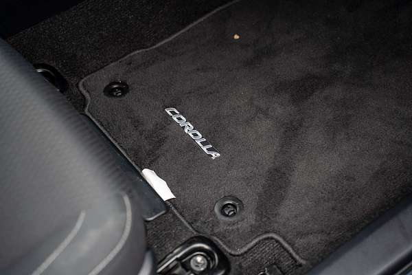 2015 Toyota Corolla SX ZRE172R