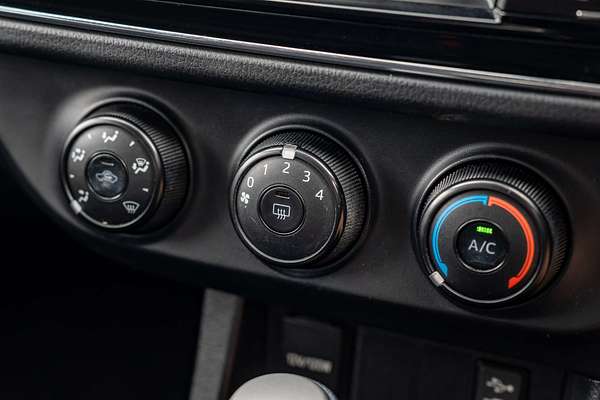 2015 Toyota Corolla SX ZRE172R