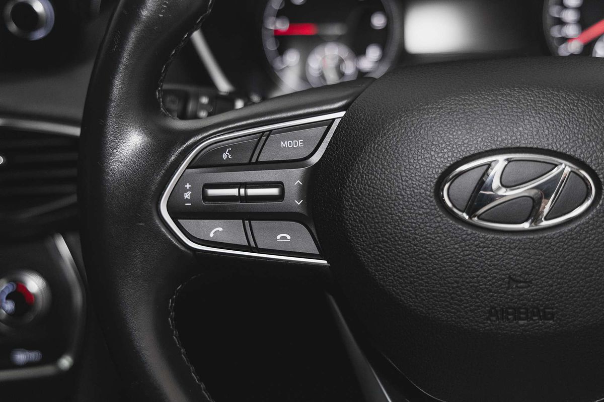 2020 Hyundai Santa Fe Active TM.V3