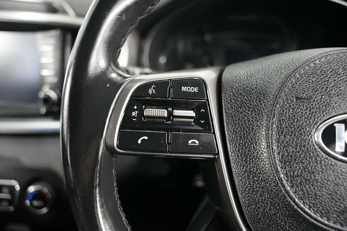 2017 Kia Sorento Si UM