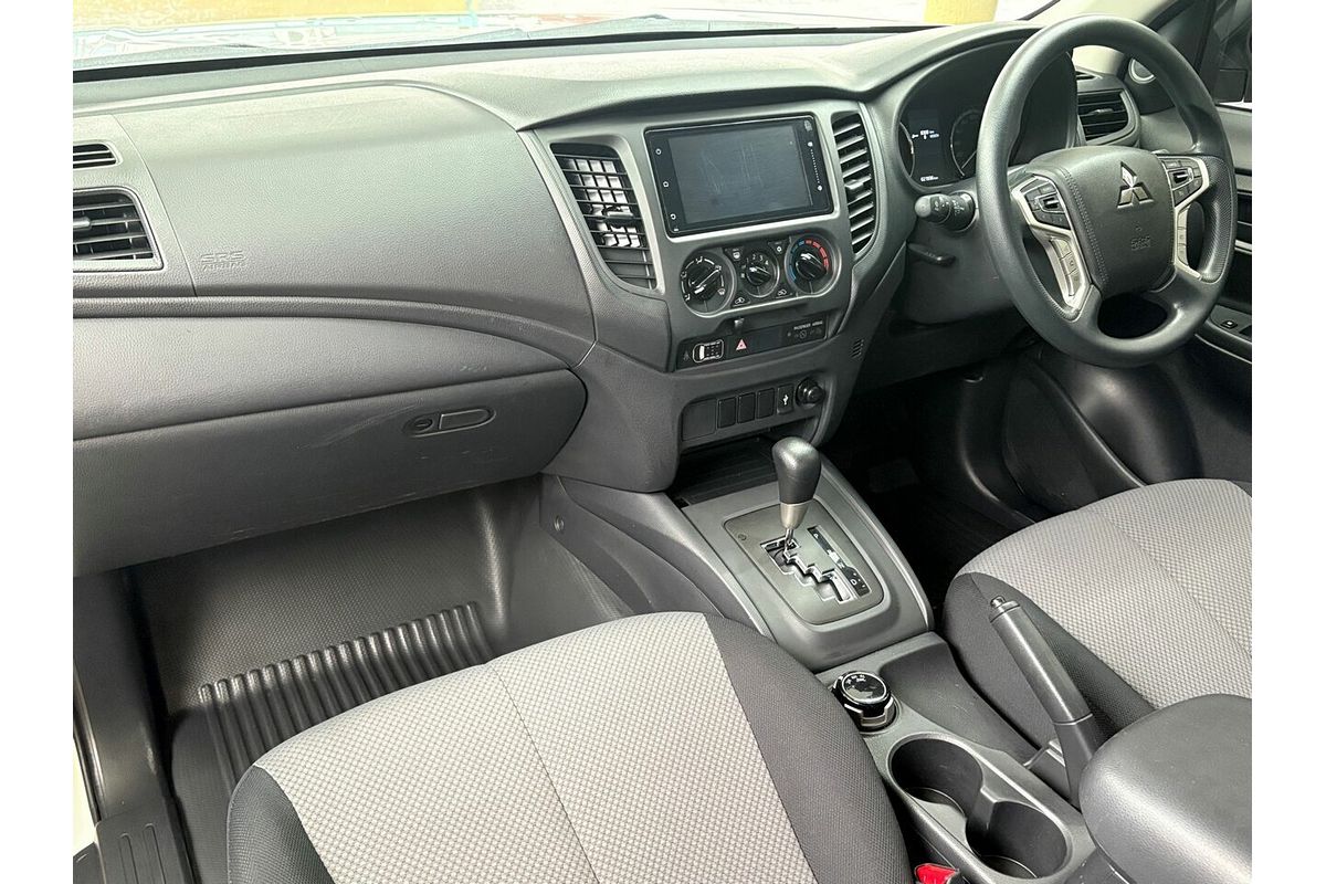 2023 Mitsubishi Triton GLX+ MR 4X4