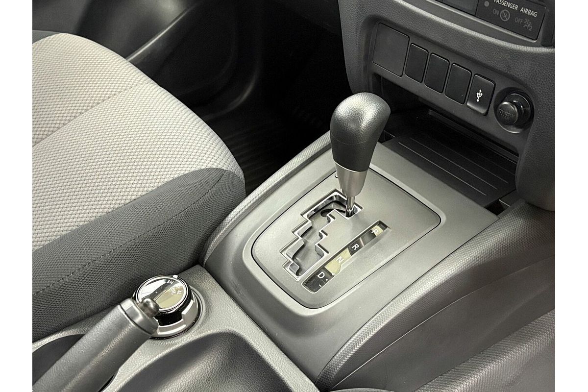 2023 Mitsubishi Triton GLX+ MR 4X4