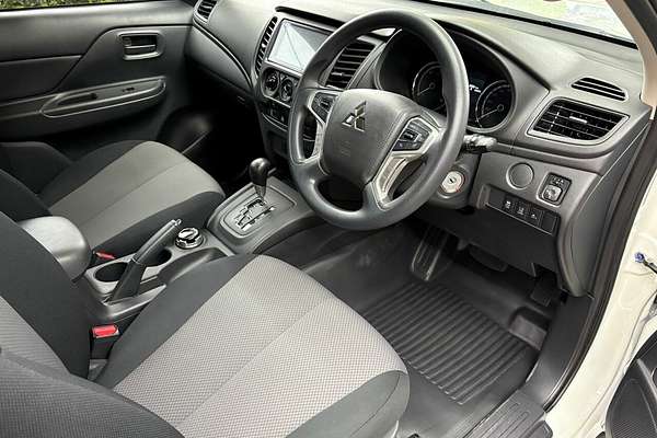 2023 Mitsubishi Triton GLX+ MR 4X4