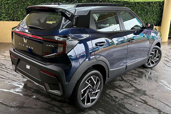 2025 Mahindra XUV 3XO AX7L