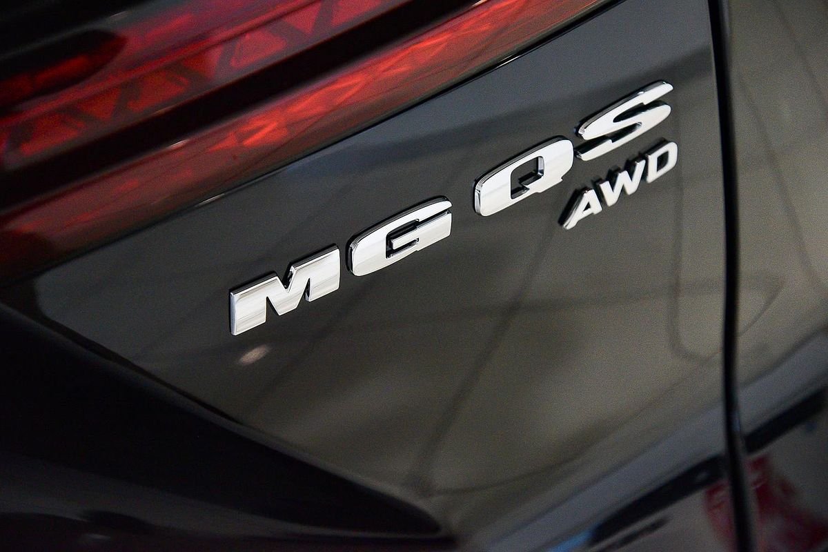 2025 MG QS Essence IS31