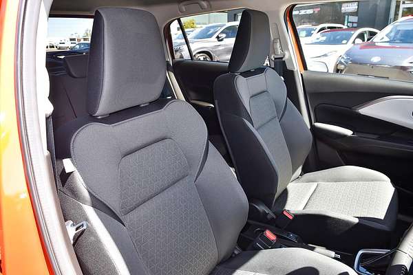 2025 Suzuki Swift Hybrid GLX UZ