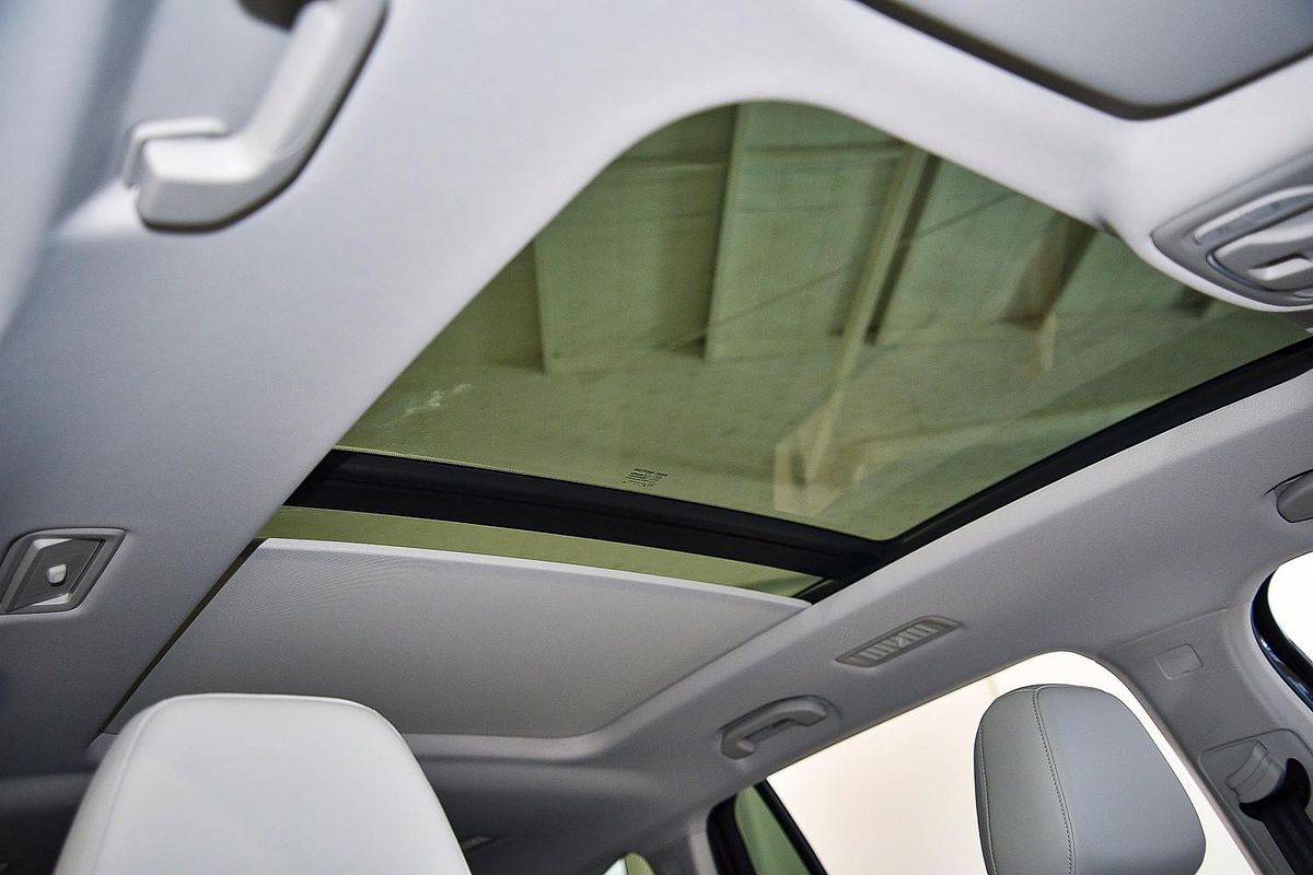 2025 MG QS Essence IS31