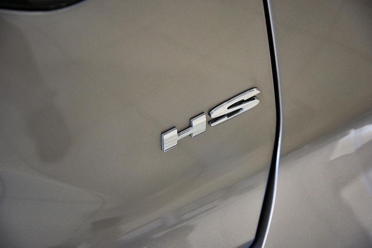 2025 MG HS Essence AS33