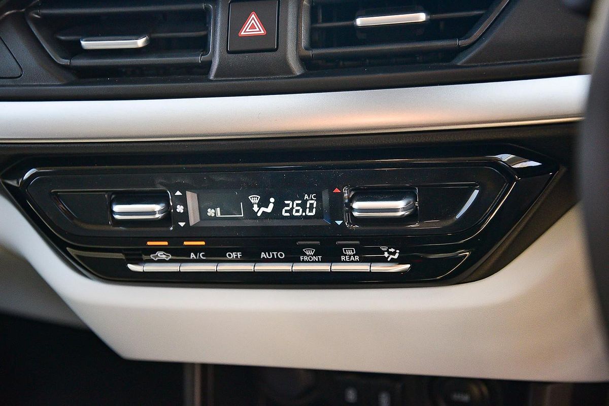 2025 Suzuki Swift Hybrid GLX UZ