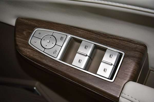 2025 MG QS Essence IS31